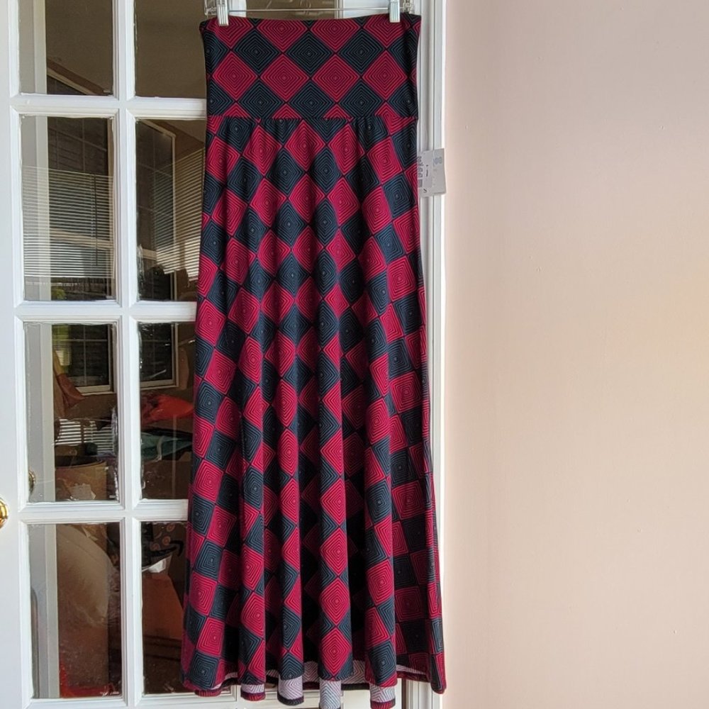 LuLaRoe Maxi Skirt Size Small (6-8)